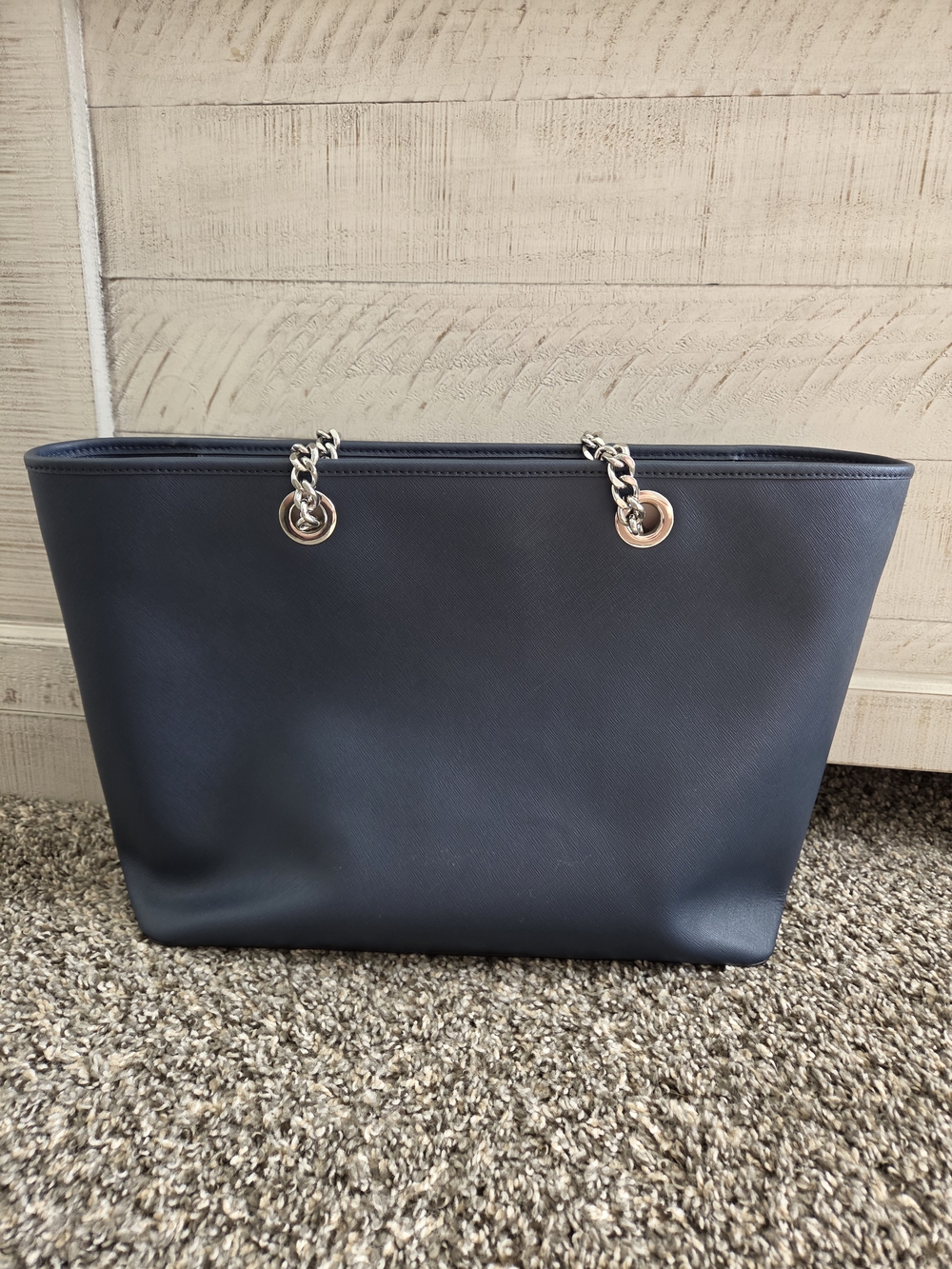 Michael Kors Navy Saffiano Tote with Michael Kors Logo Zip Wallet. #SW - Picture 16 of 16
